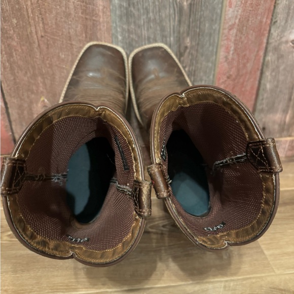 Ariat Sport Wide Square Toe Rodeo Cowboy Boots Mens 9.5 D EUC - Picture 7 of 8